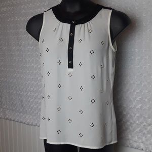 Womens Banana  Republic sleeveless blouse, size S